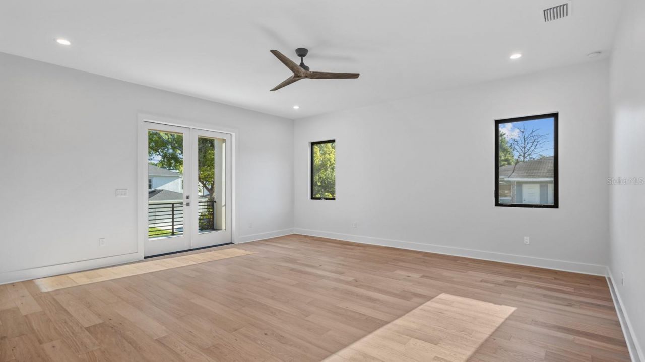 7821 3rd Avenue S, Saint Petersburg, FL 33707 Photo