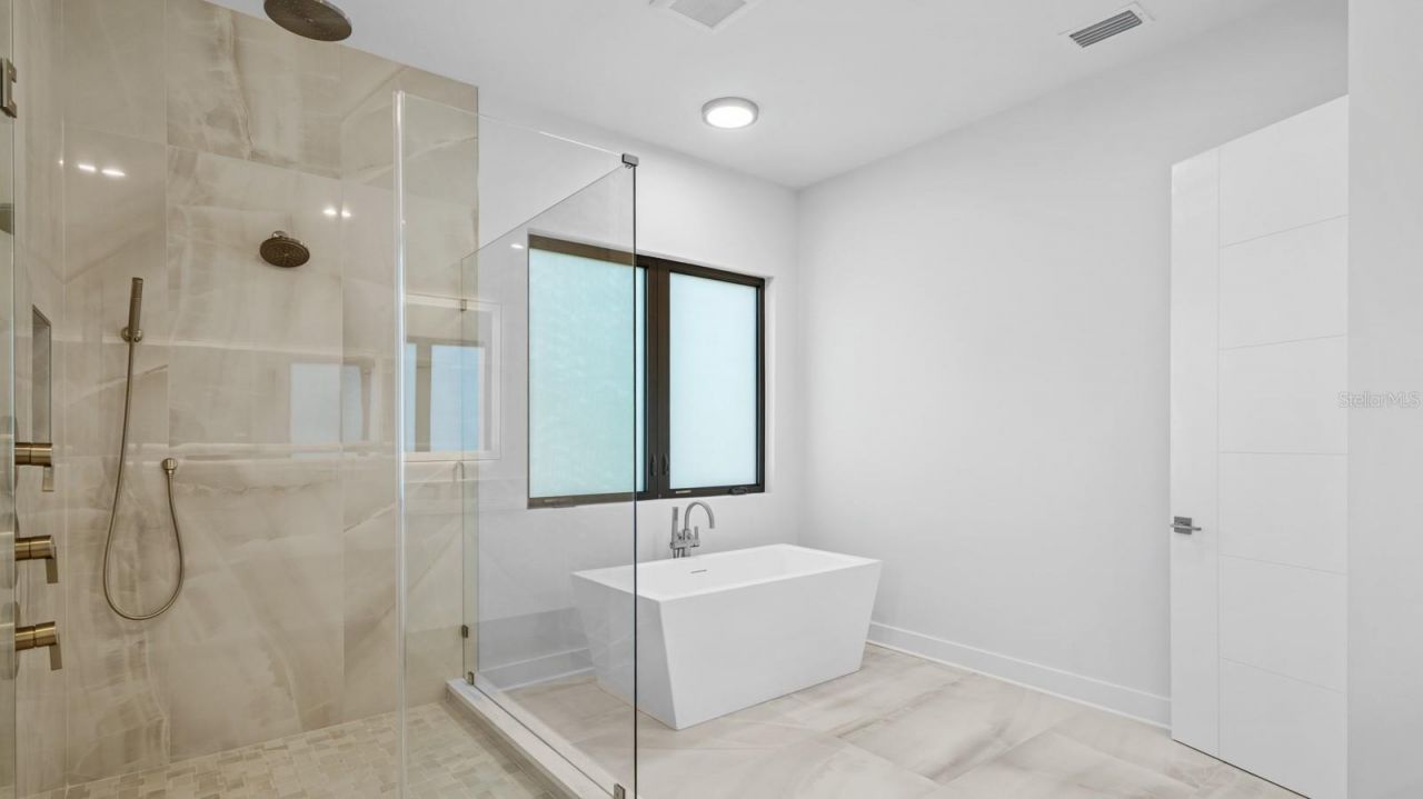 7821 3rd Avenue S, Saint Petersburg, FL 33707 Photo