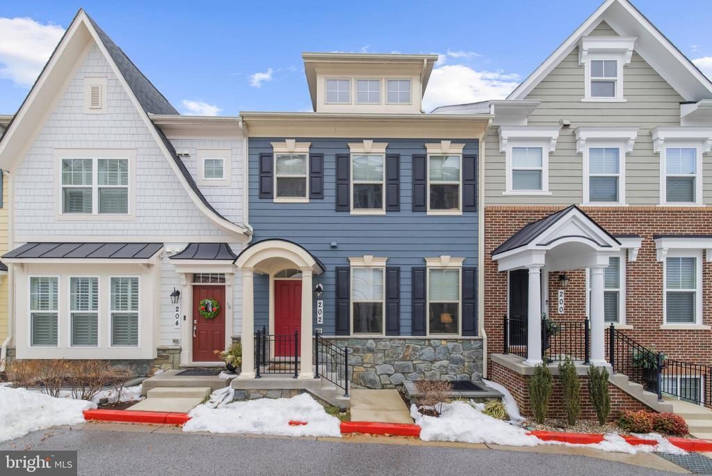 202 Landmesser Alley, Annapolis, MD 21403 Main Photo