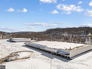 8674 STATE ROUTE 61, COAL TOWNSHIP, PA 17866