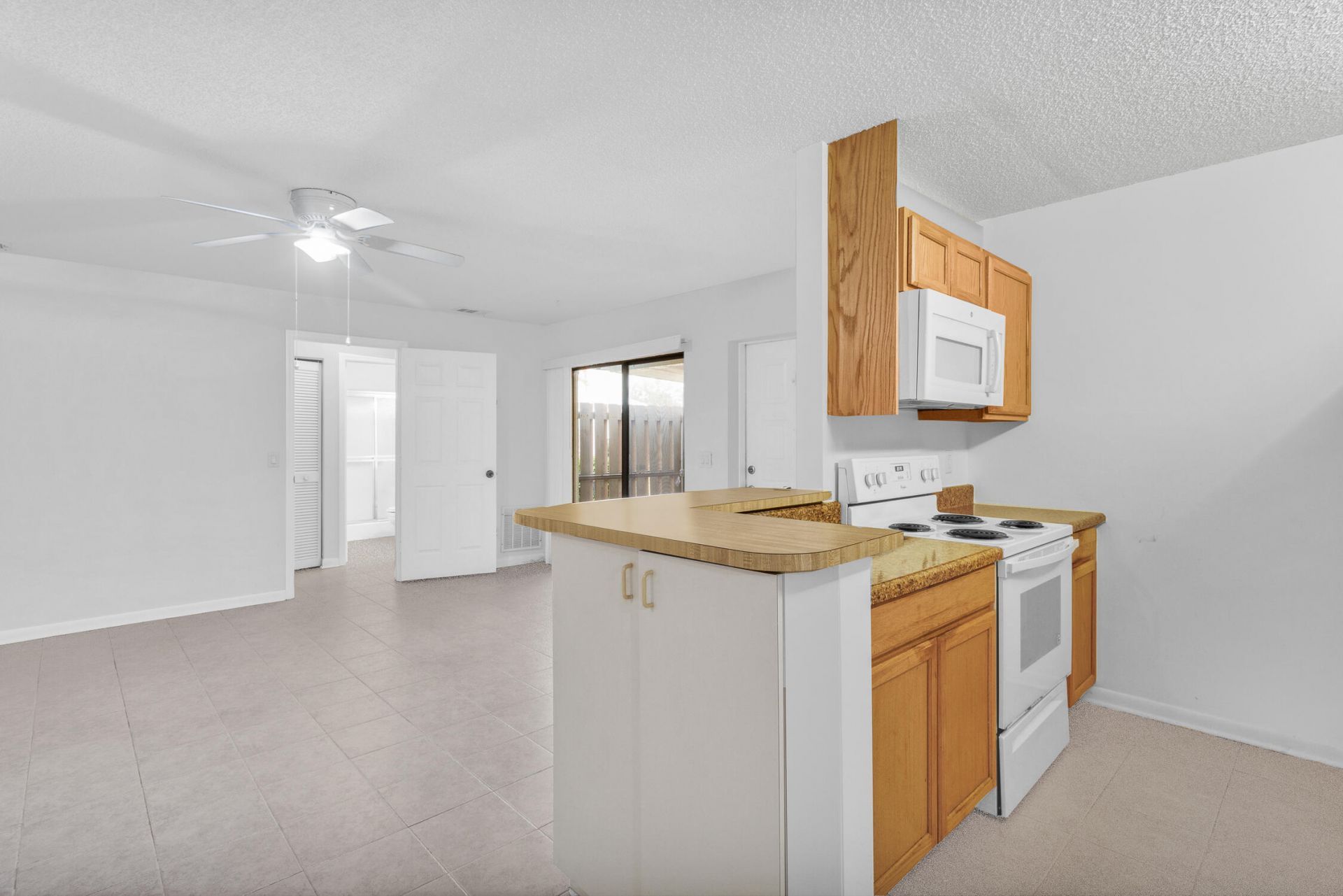 1136 Breezy Way, Unit 3b, Sebastian, FL 32958 Photo