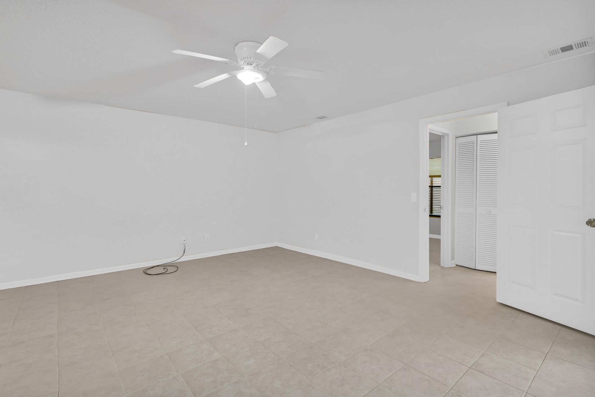 1136 Breezy Way, Unit 3b, Sebastian, FL 32958 Photo