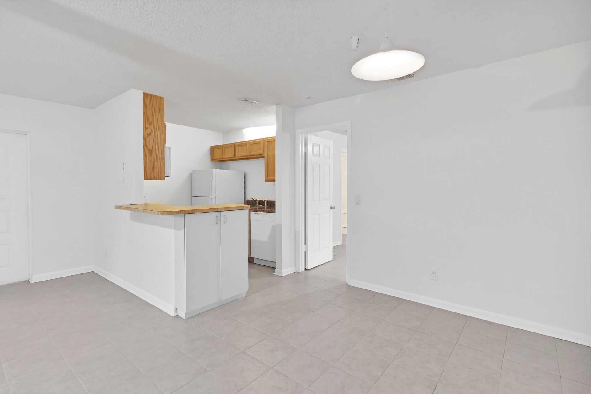 1136 Breezy Way, Unit 3b, Sebastian, FL 32958 Photo