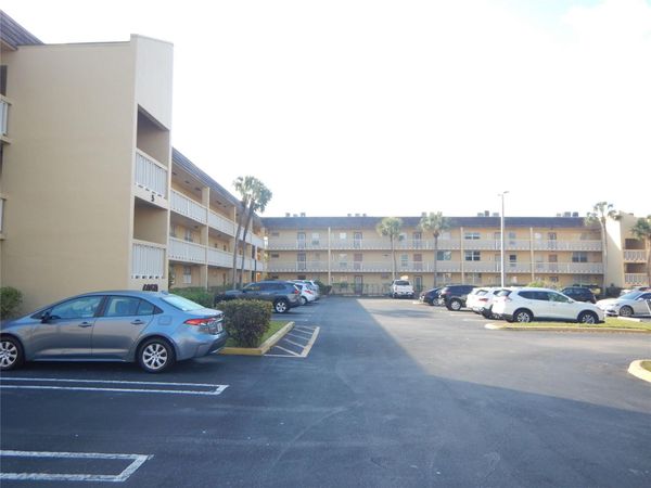 6050 NW 64th Ave, Unit 308, Fort Lauderdale, FL 33319