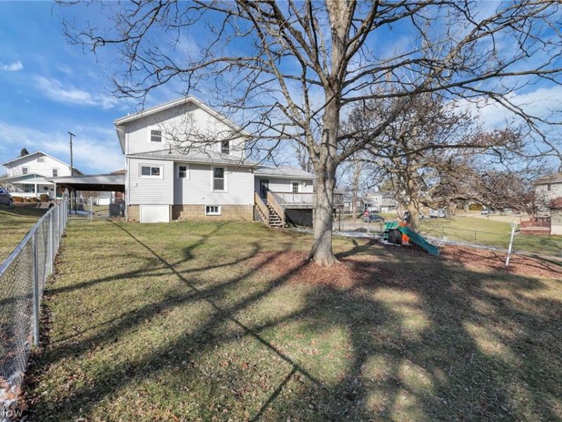 170 Thompson Avenue, New Concord, OH 43762 Photo 9