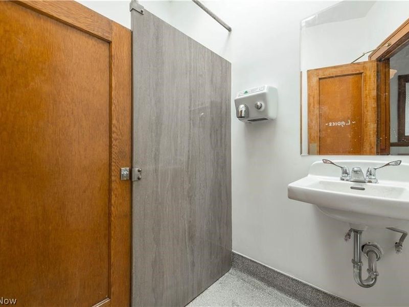 2082 W 65th, Cleveland, OH 44102 Photo 31
