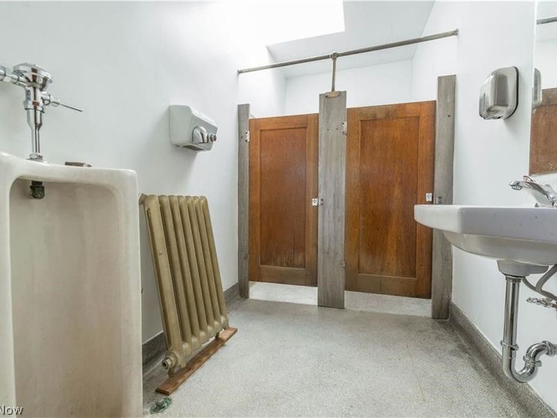 2082 W 65th, Cleveland, OH 44102 Photo 32