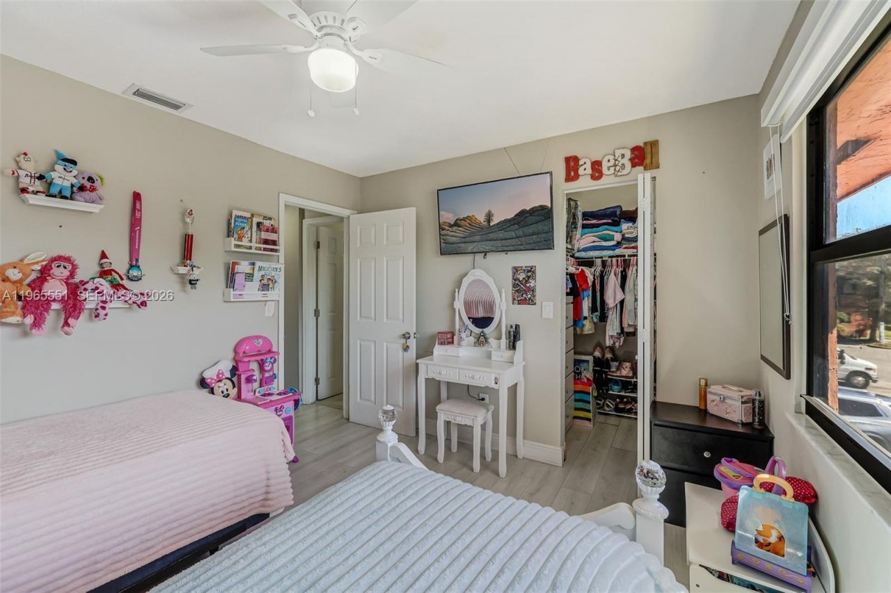 6410 W 27th Ln , Unit 101-19, Hialeah, FL 33016 Photo