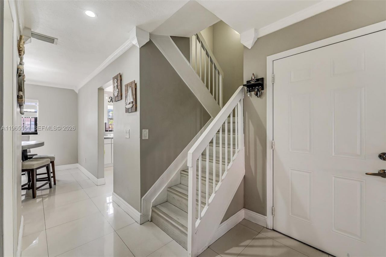 6410 W 27th Ln , Unit 101-19, Hialeah, FL 33016 Photo