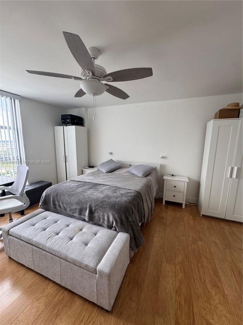 3530 Mystic Pointe Dr , Unit 3003, Aventura, FL 33180 Photo