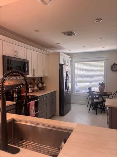 6183 Pine Tree Ln Unit B, Tamarac, FL 33319 Photo