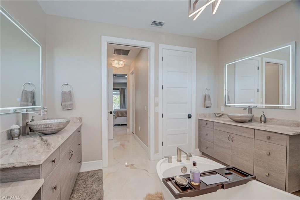 1807 SW 46th Ter, Cape Coral, FL 33914 Photo