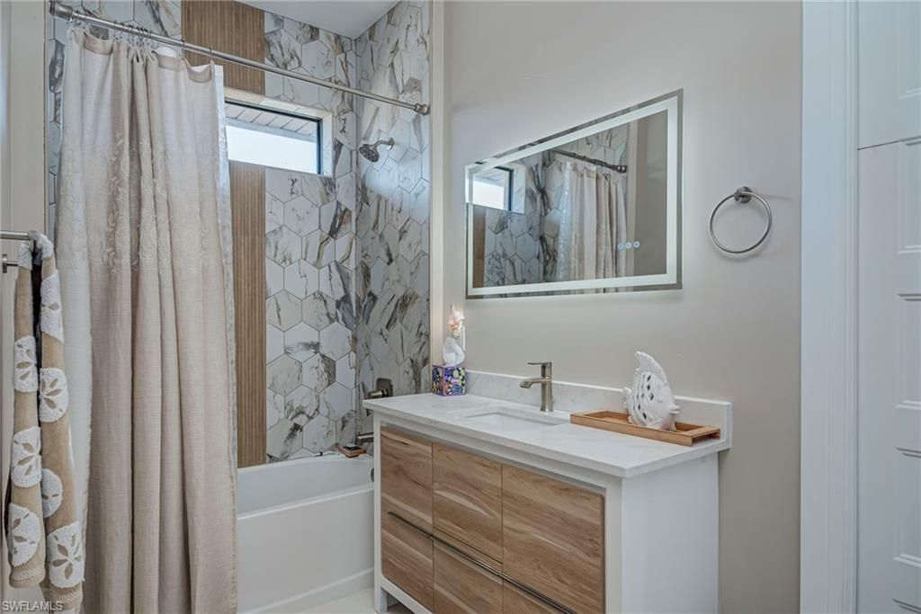 1807 SW 46th Ter, Cape Coral, FL 33914 Photo