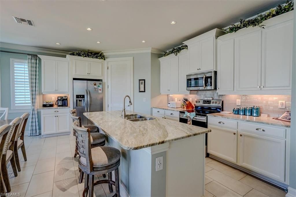 8327 Estero Blvd, Fort Myers Beach, FL 33931 Photo