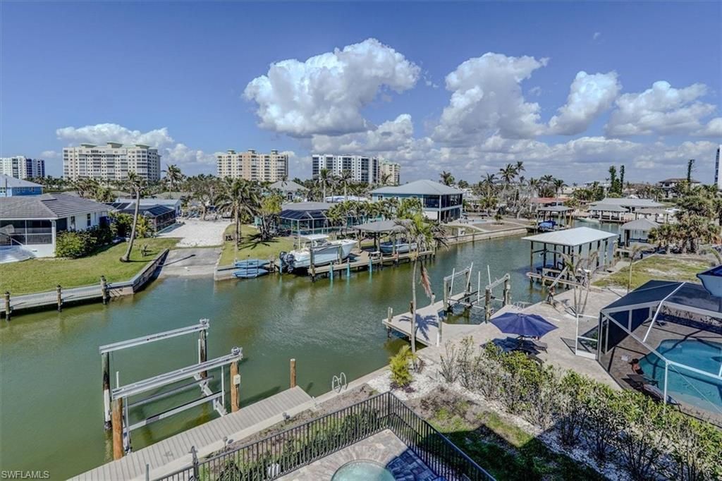 8327 Estero Blvd, Fort Myers Beach, FL 33931 Photo