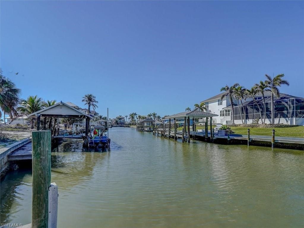 8327 Estero Blvd, Fort Myers Beach, FL 33931 Photo