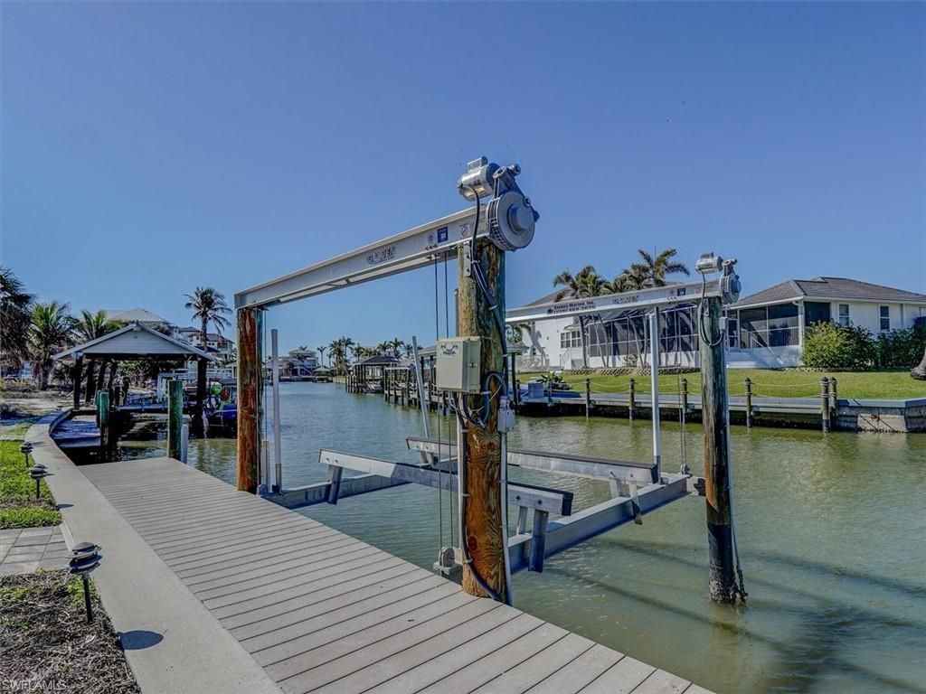 8327 Estero Blvd, Fort Myers Beach, FL 33931 Photo