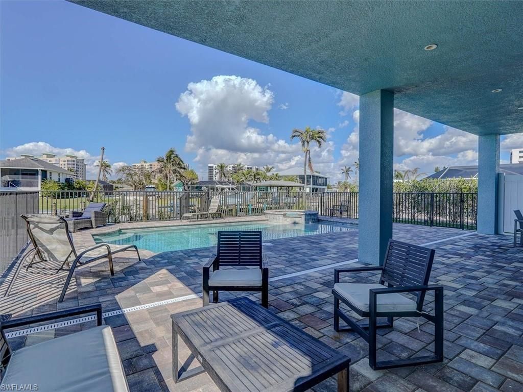 8327 Estero Blvd, Fort Myers Beach, FL 33931 Photo