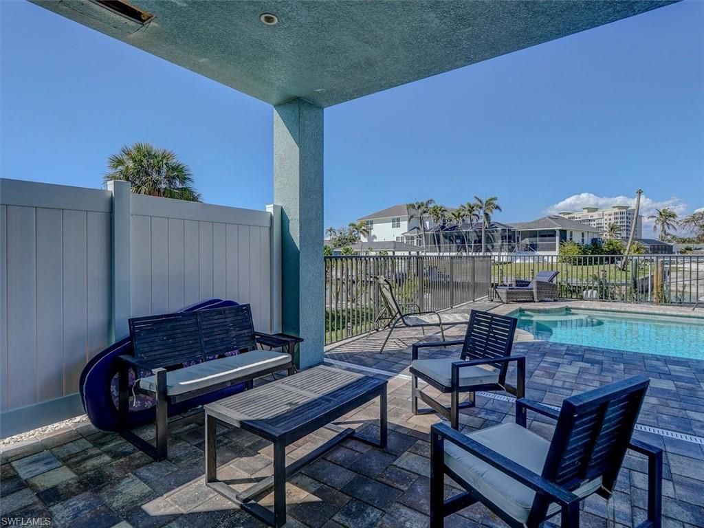 8327 Estero Blvd, Fort Myers Beach, FL 33931 Photo