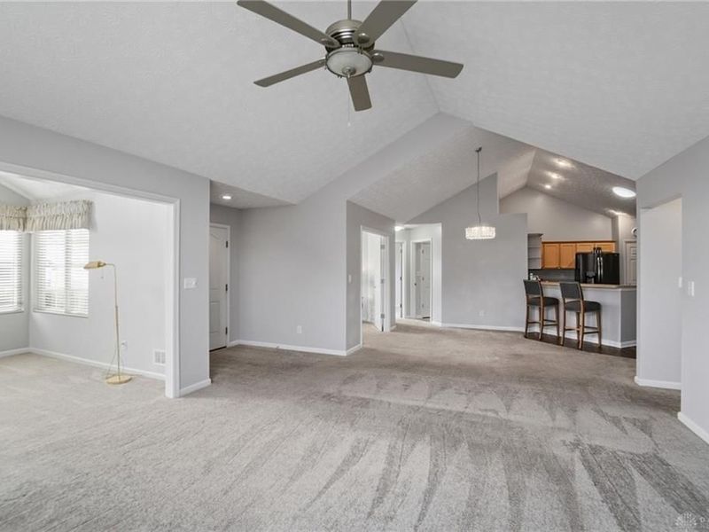 2016 Wentworth Village Drive, Bellbrook, OH 45305 Photo 9