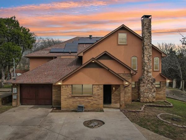 300 N Clark Road, Duncanville, TX 75116