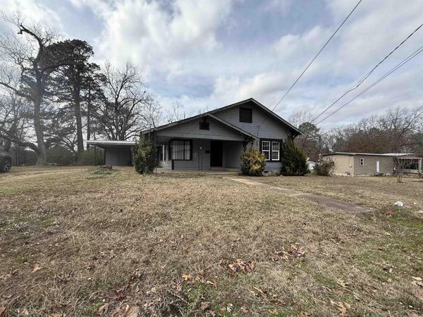 501 N Pine Street, Fordyce, AR 71742