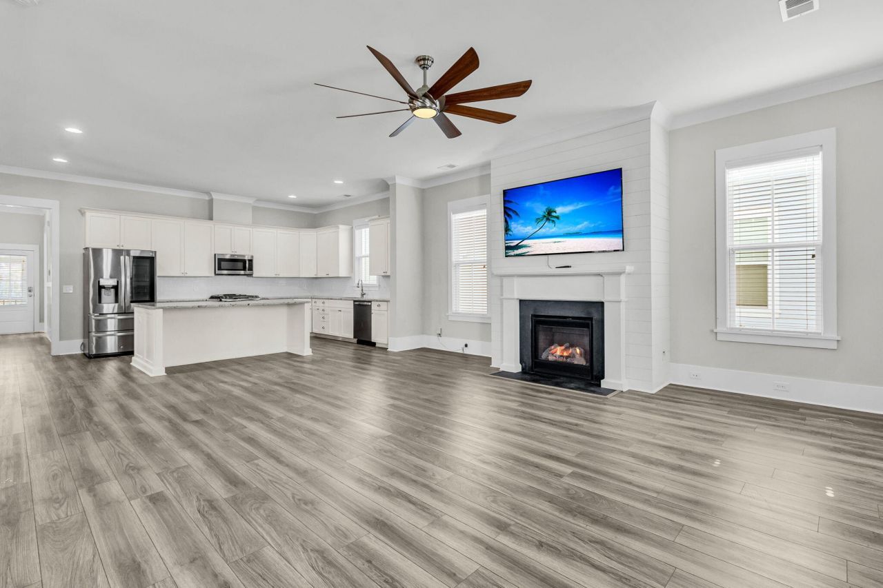 1583 Harriman Street Photo 13