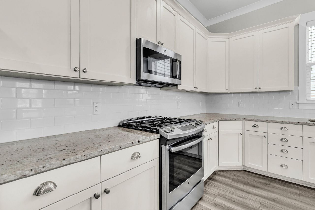 1583 Harriman Street Photo 6