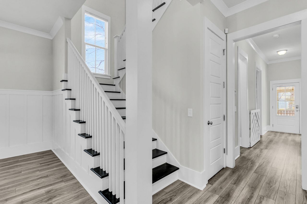 1583 Harriman Street Photo 9