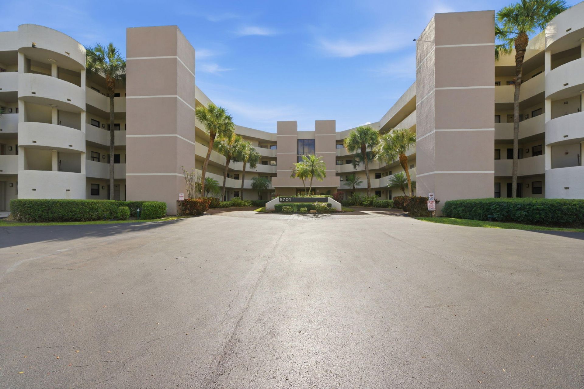5701 Camino Del Sol, Unit 106, Boca Raton, FL 33433 Photo