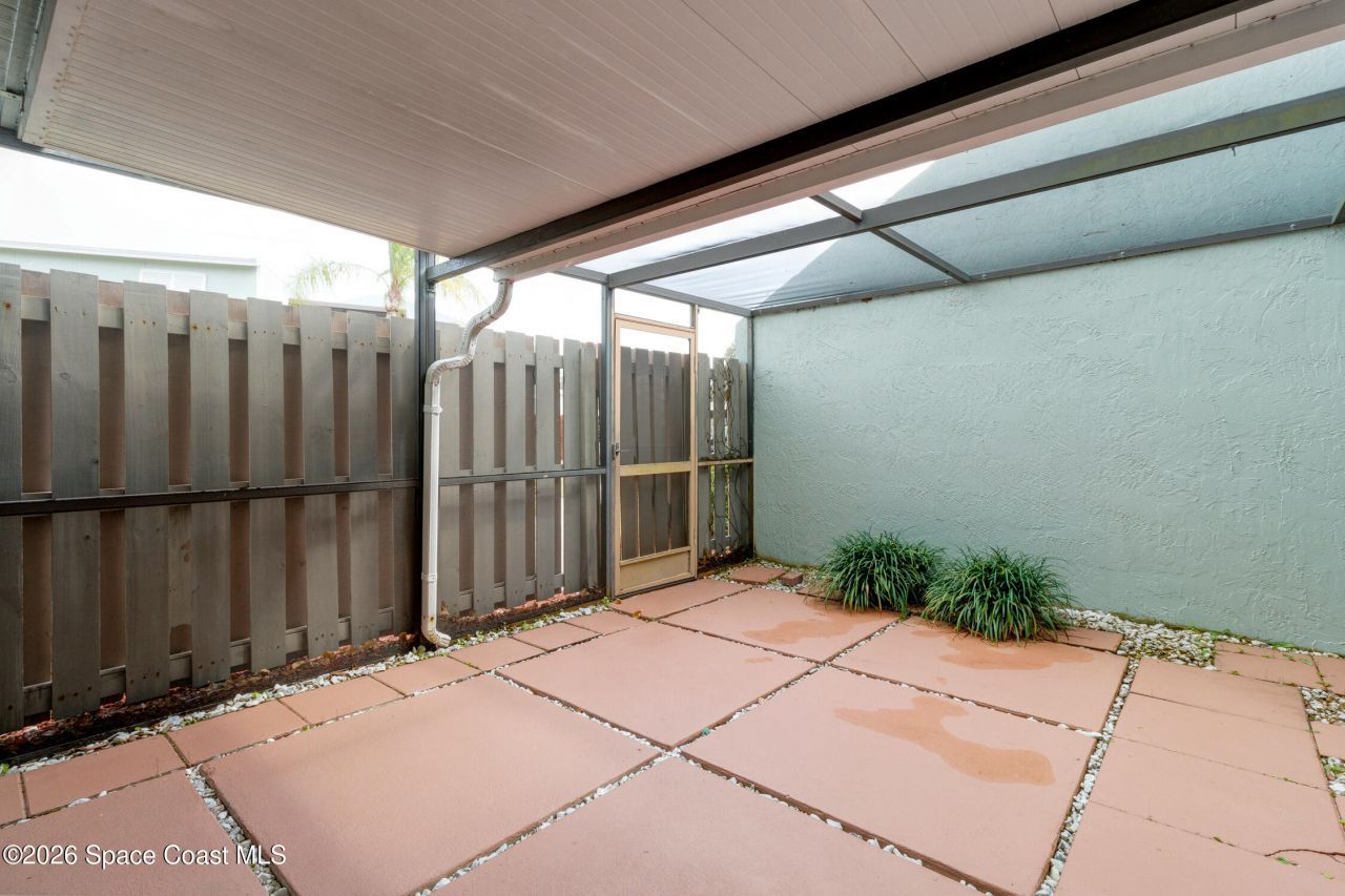 1136 Breezy Way, Unit 3b, Sebastian, FL 32958 Photo