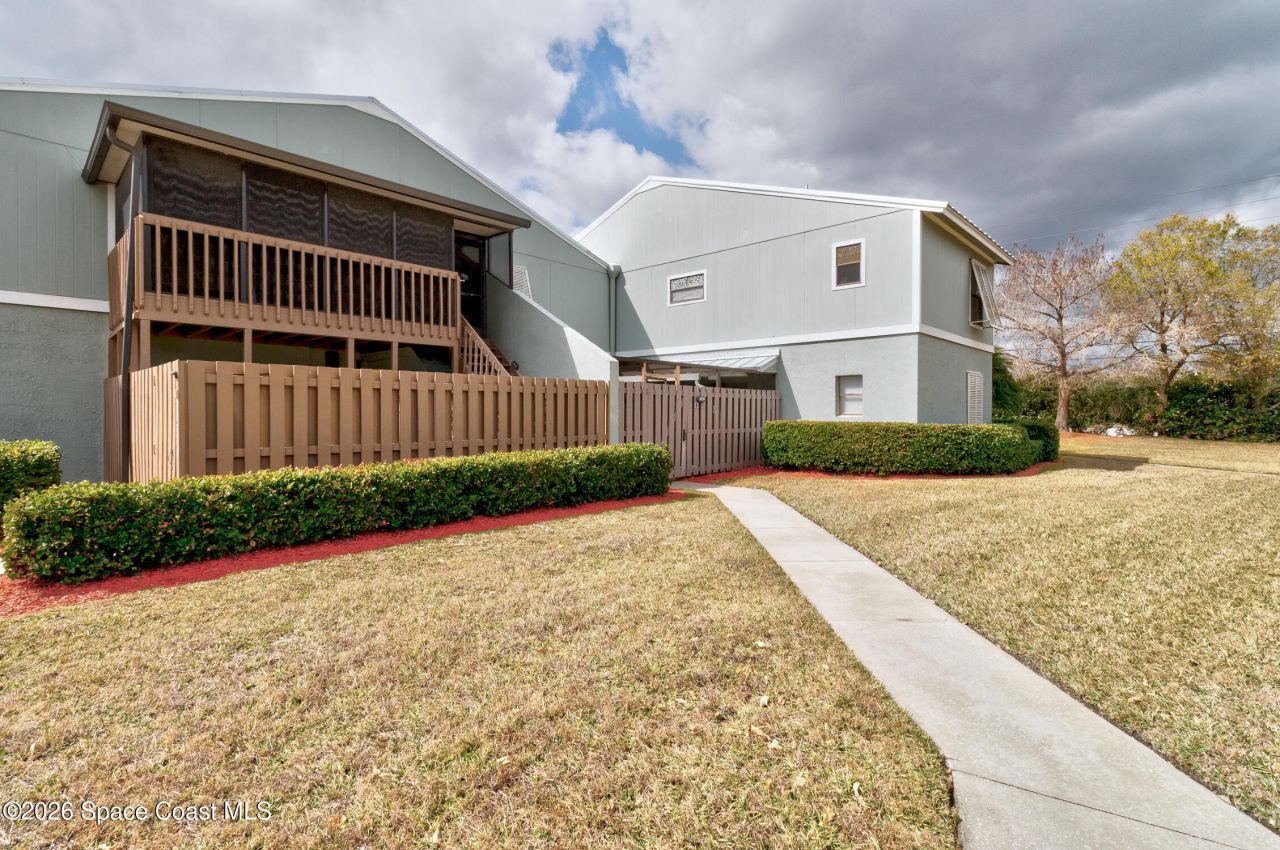 1136 Breezy Way, Unit 3b, Sebastian, FL 32958 Photo