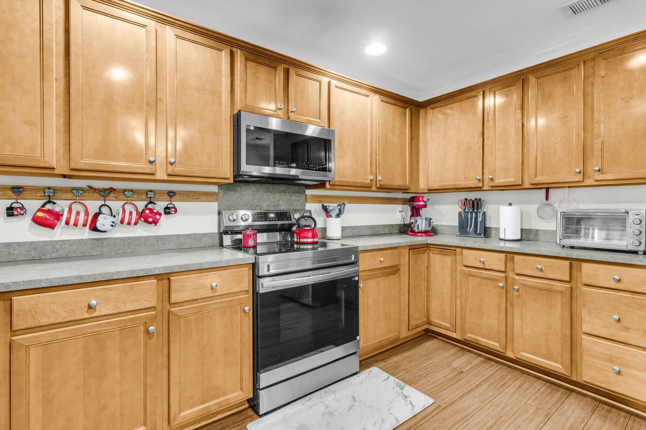 1117 Flyway Road Photo 8