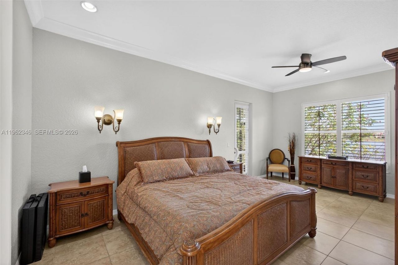 240 E Isle Verde Way , Palm Beach Gardens, FL 33418 Photo