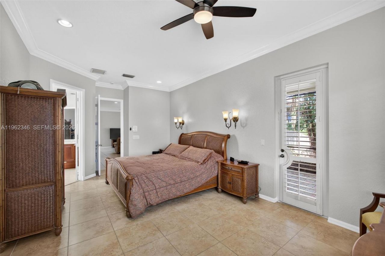 240 E Isle Verde Way , Palm Beach Gardens, FL 33418 Photo