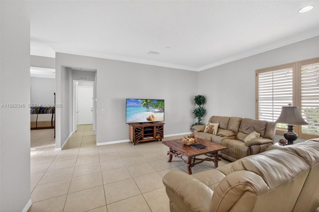 240 E Isle Verde Way , Palm Beach Gardens, FL 33418 Photo