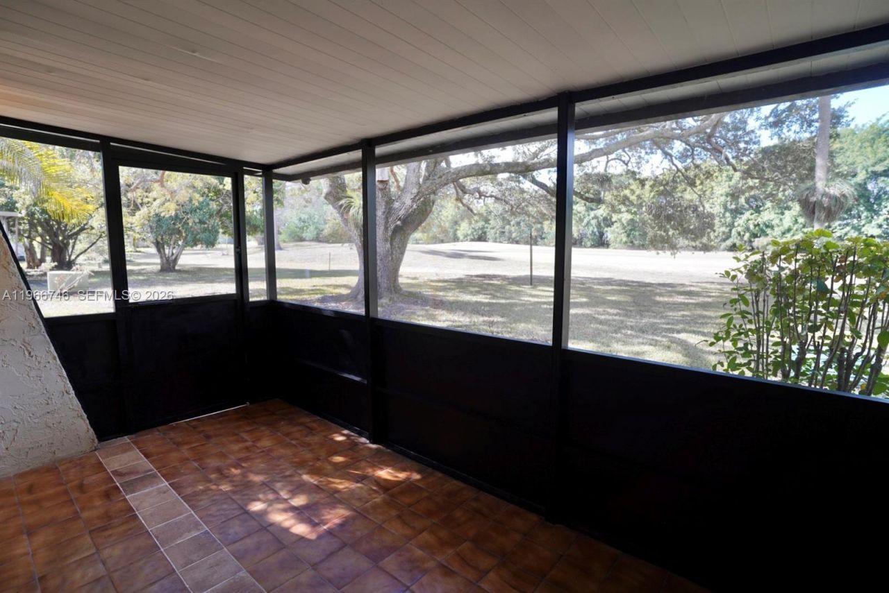 6555 NW 99th Ave, Unit B20, Tamarac, FL 33321 Photo