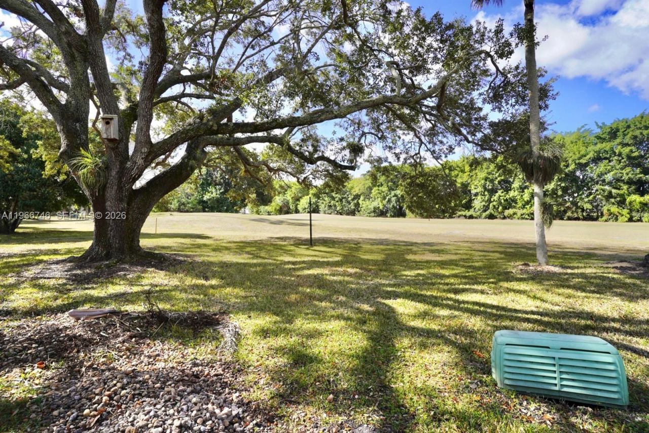 6555 NW 99th Ave, Unit B20, Tamarac, FL 33321 Photo