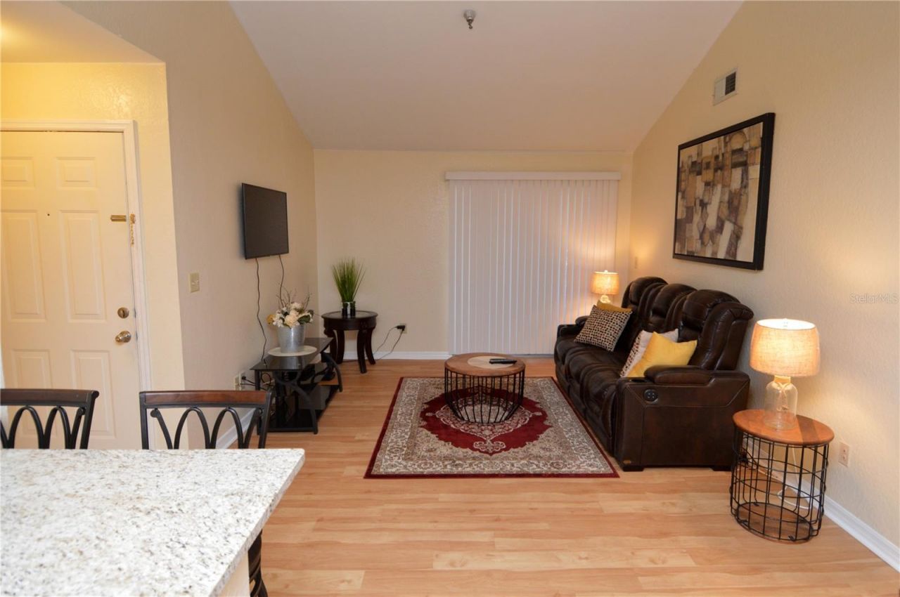 10263 Gandy Boulevard N, Unit 602, Saint Petersburg, FL 33702 Photo