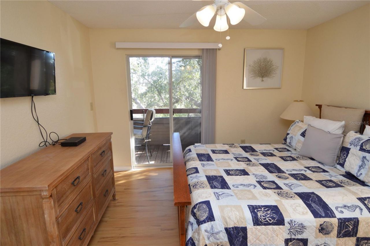 10263 Gandy Boulevard N, Unit 602, Saint Petersburg, FL 33702 Photo