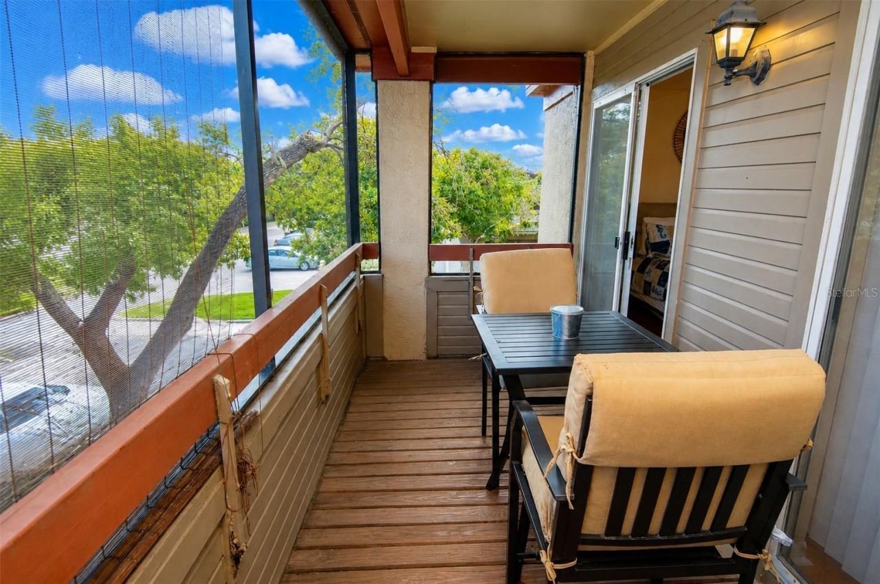 10263 Gandy Boulevard N, Unit 602, Saint Petersburg, FL 33702 Photo