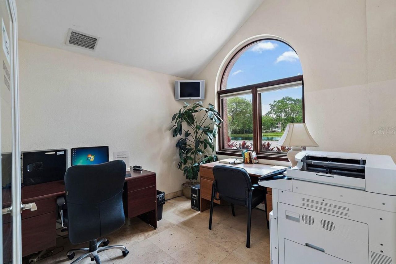 10263 Gandy Boulevard N, Unit 602, Saint Petersburg, FL 33702 Photo