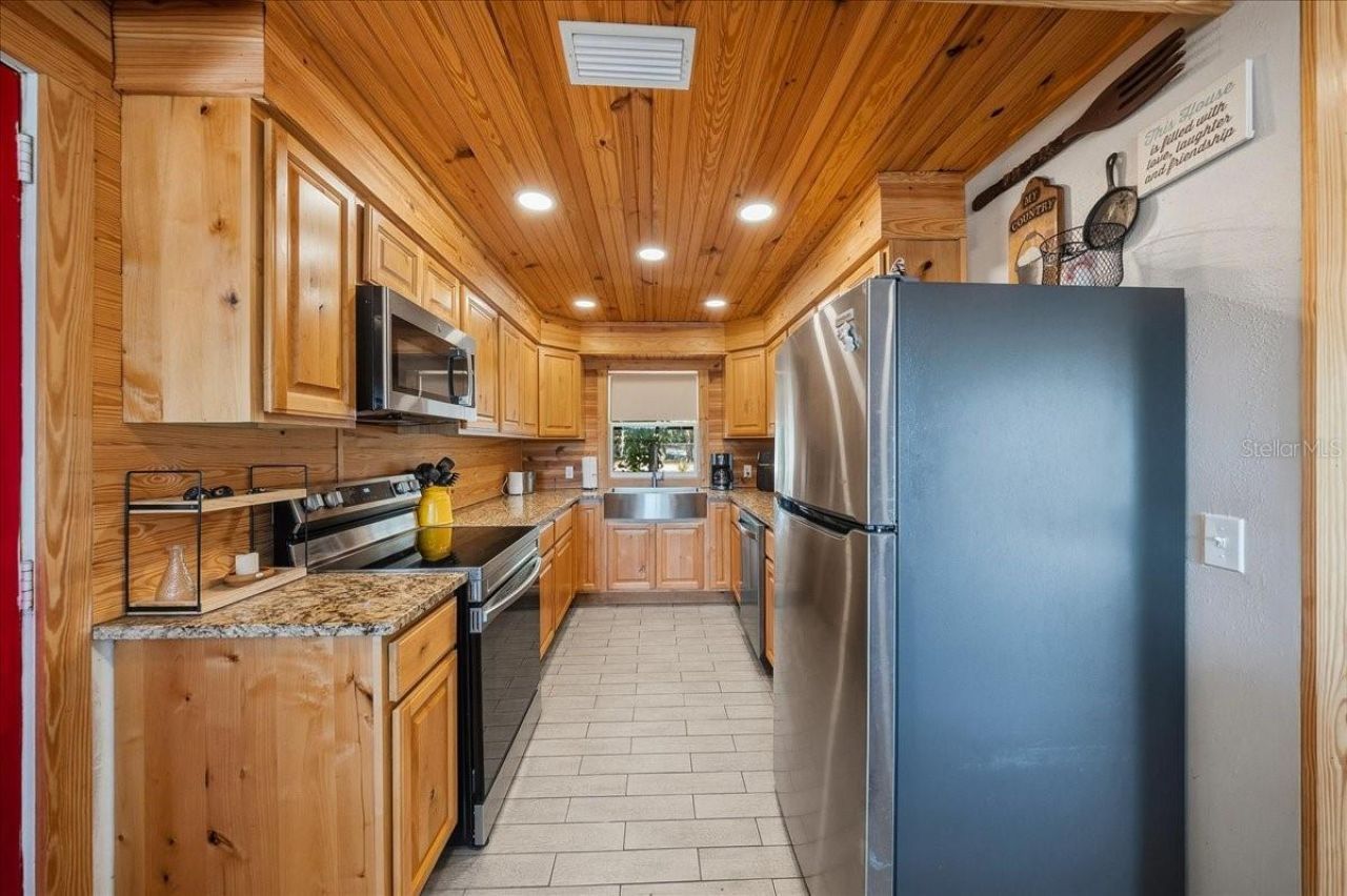 15120 NE 240th Court, Salt Springs, FL 32134 Photo