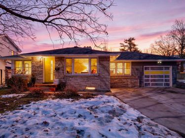 3021 31st Avenue NE, Saint Anthony, MN 55418