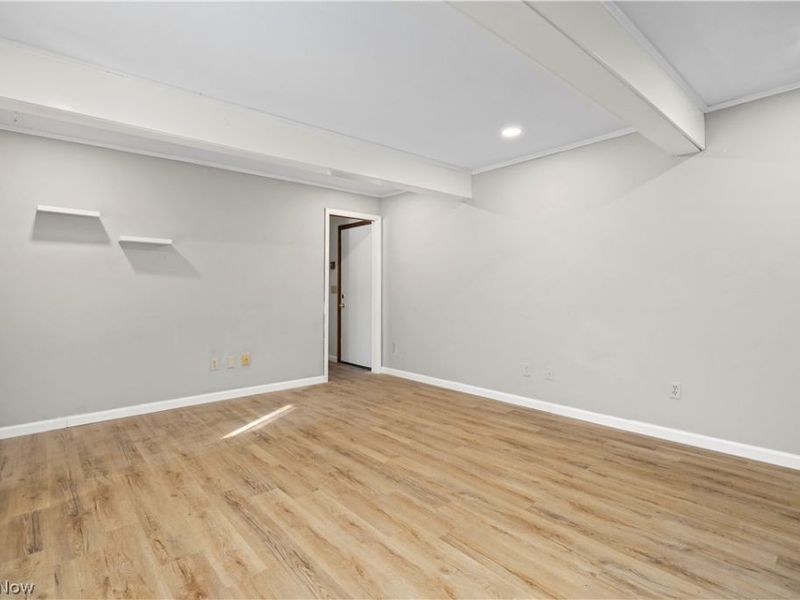 367 Crestview Drive, Elyria, OH 44035 Photo 16