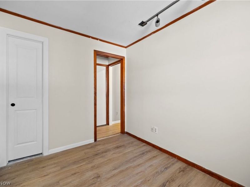 367 Crestview Drive, Elyria, OH 44035 Photo 20