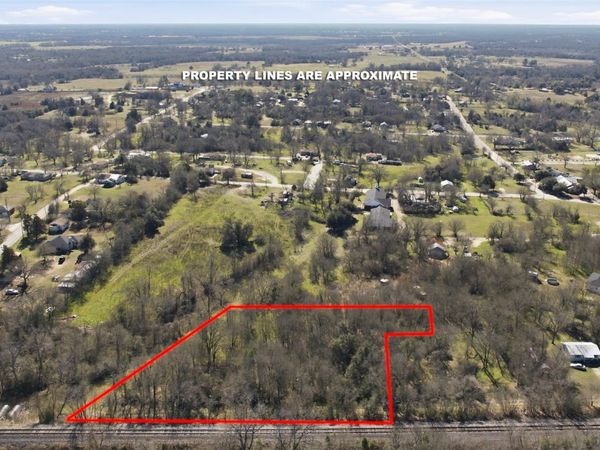 330 Half Ave, Rockdale, TX 76567