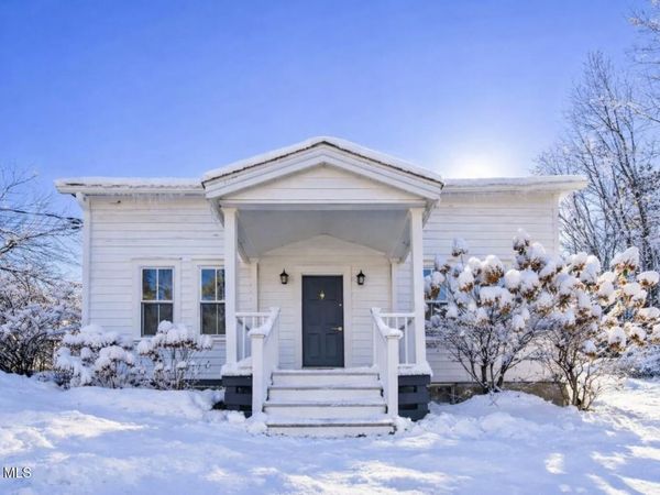 1384 Arnolds Mills Road, Chatham, NY 12075