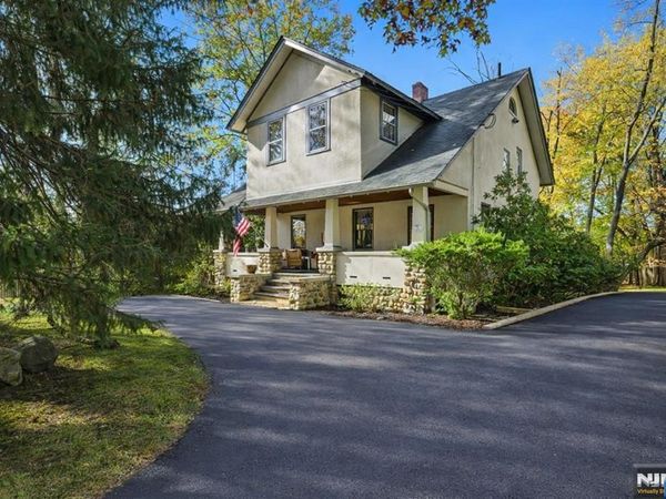 39 Highview Avenue 2, PARK RIDGE, NJ 07656