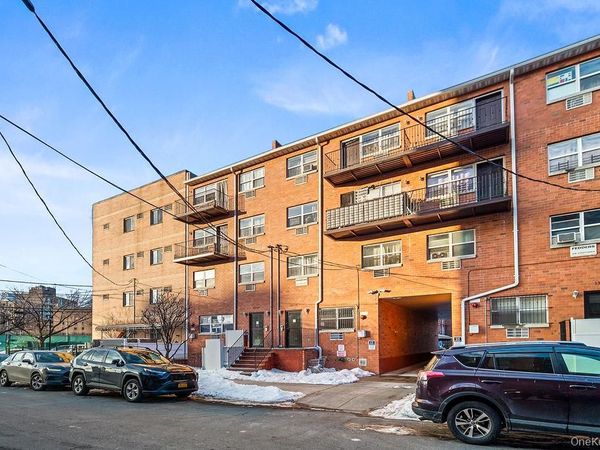 13909 34th Avenue, Flushing, NY 11354